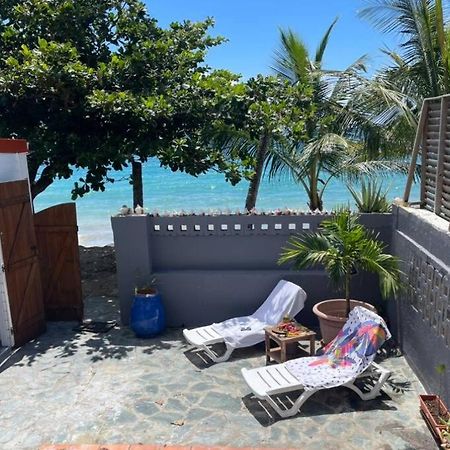 Maison Marouka Sur La Plage Du Diamant 勒迪亚芒 外观 照片