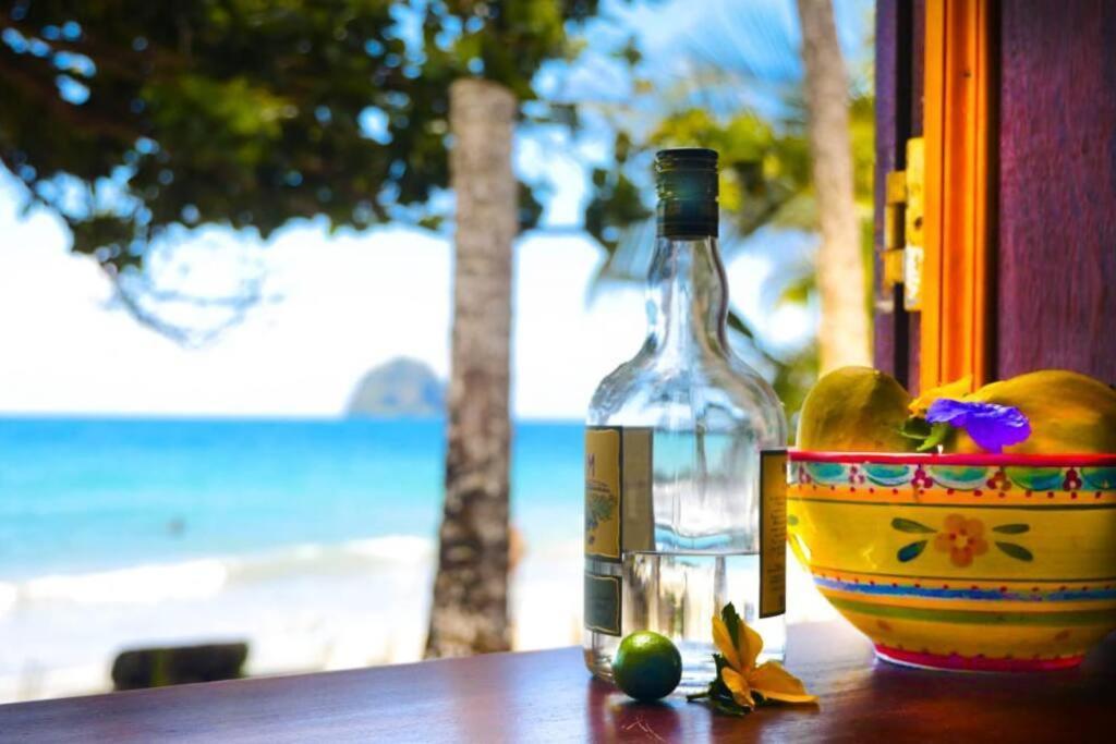 Maison Marouka Sur La Plage Du Diamant 勒迪亚芒 外观 照片